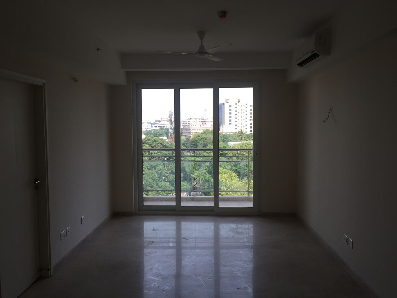 DLF Commanders Court Property for Sale in Chennai